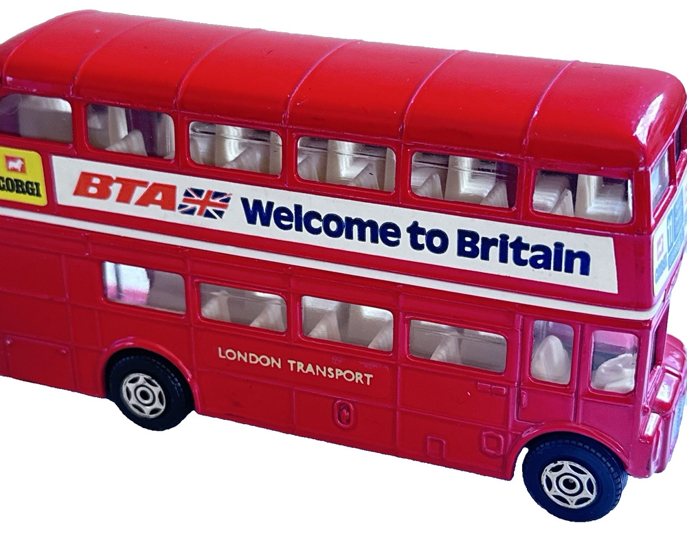 Corgi Double Deck Bus London Transport Routemaster GT Britain A80